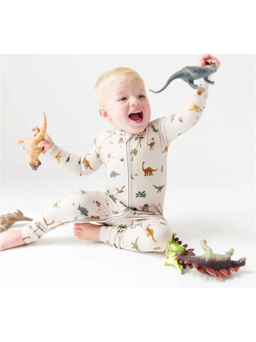 Brave Little Ones Dinosaur Baby Pajamas 12-18M Bamboo Soft Stretchy Zip flip fee